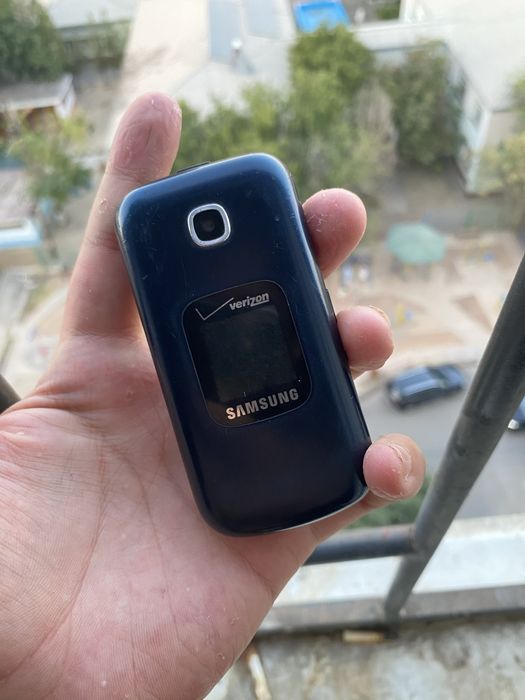 Samsung verizon gusto 3