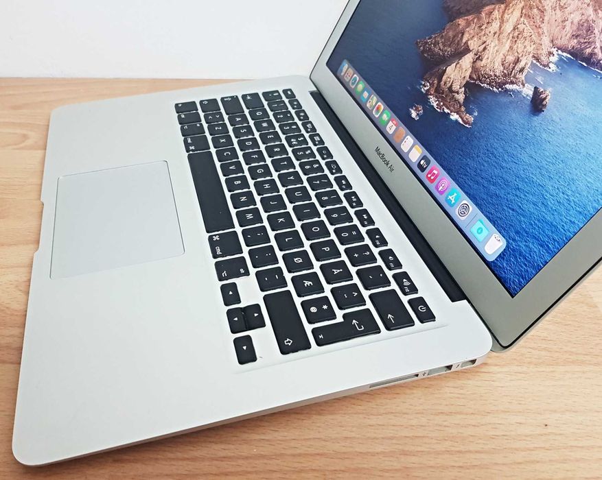 Macbook Air 13,2014, i5, 4gb,256 SSD, perfect functional poze reale