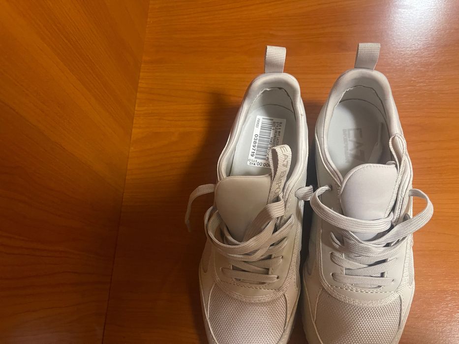 Adidasi dama Armani
