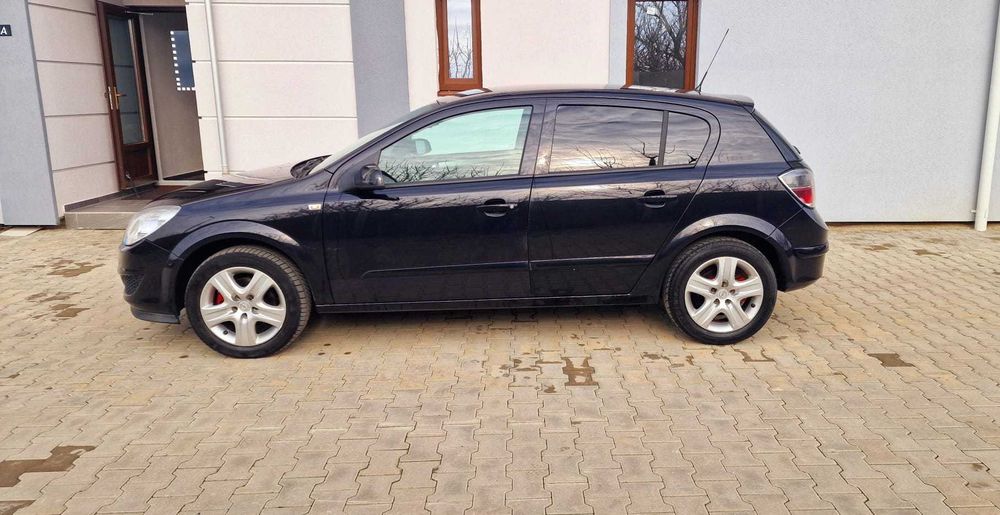 Opel Astra  2009