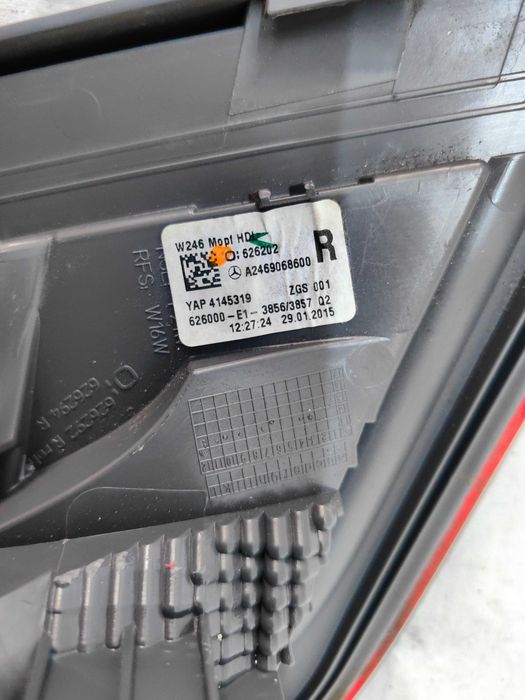 Оригинален стоп Мерцедес 246 Mercedes B 246  R