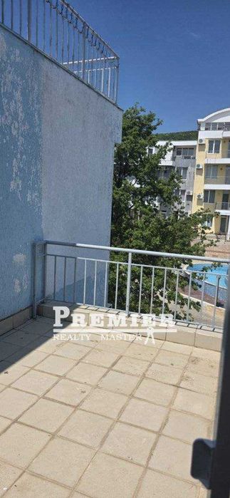 Продава се уютен апартамент с две спални и гледка към морето