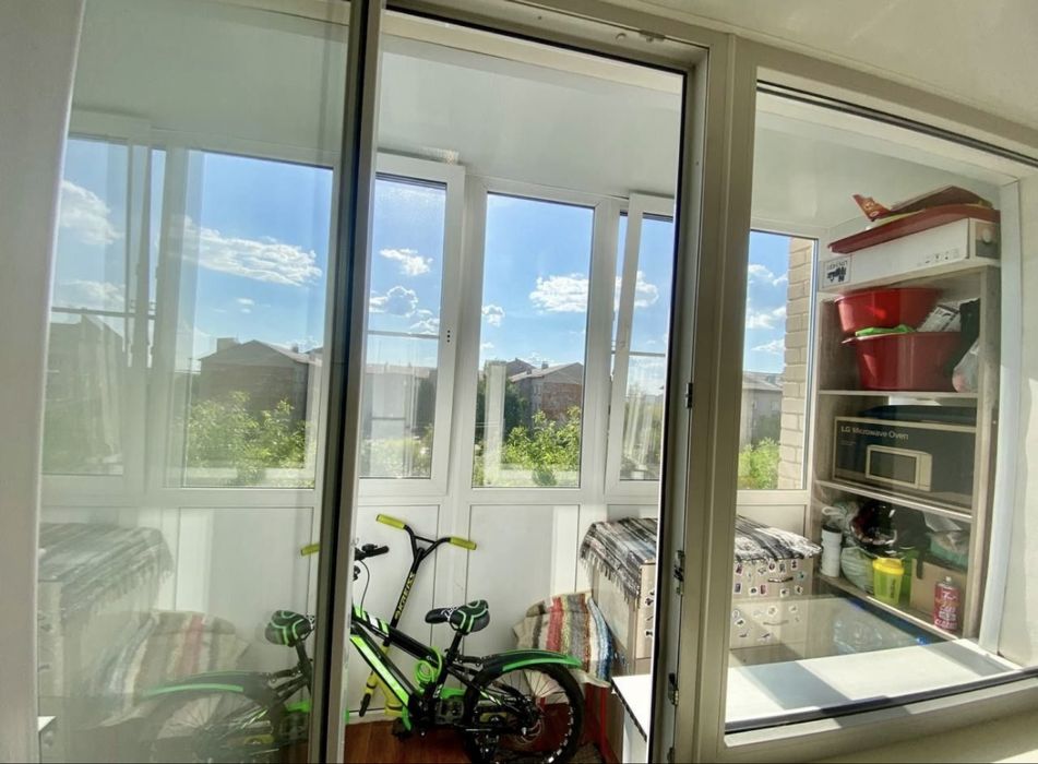 Продам 3 комн.Кирпич 1993г.п.