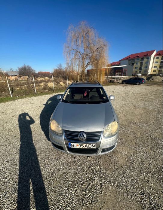 Vând sau Schimb Golf 5 2.0 TDI BMM