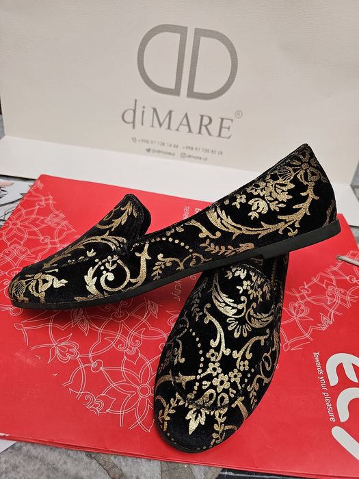 Обувь от  производителя,  качественная и  удобная.