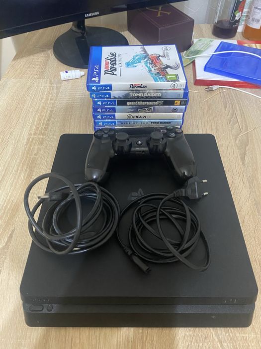 Ps 4 slim 1tb + 7jocuri