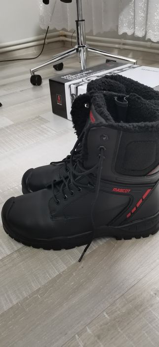 Bocanci de protecție S3