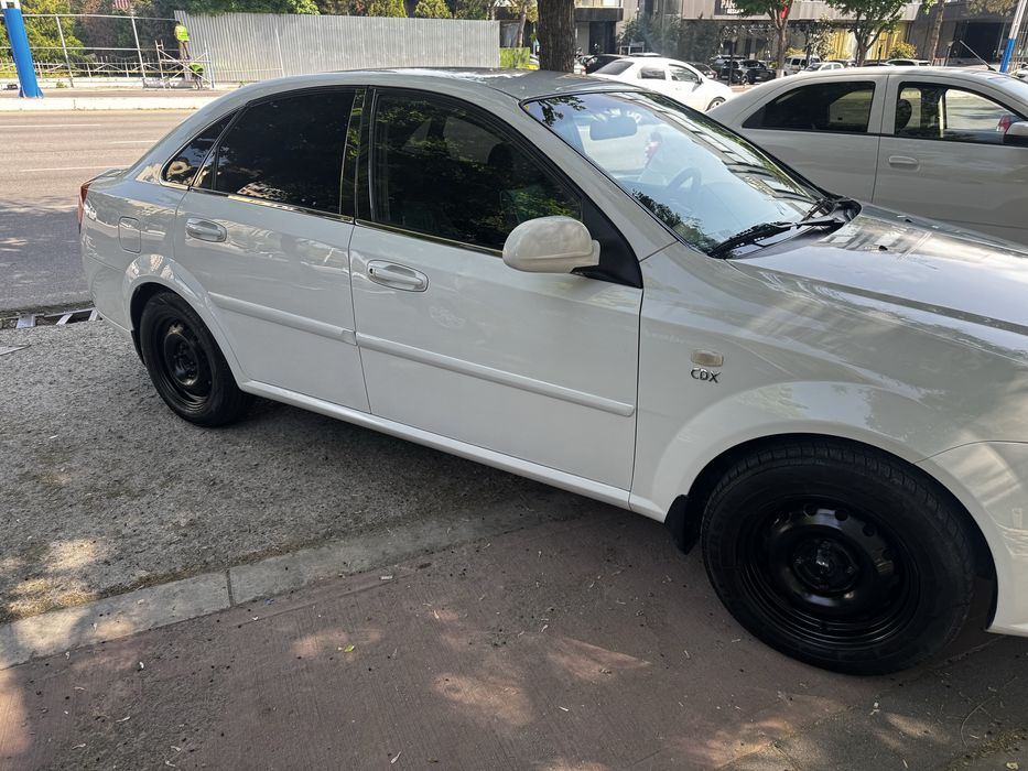 Chevrolet Lacetti / Gentra 2013 — 2