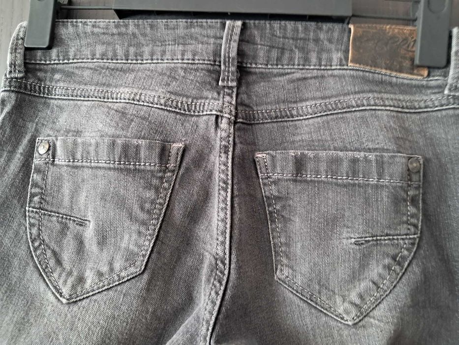 Маркови дънки Есприт