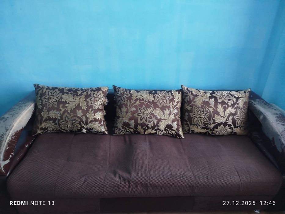 Отдаю Диван даром