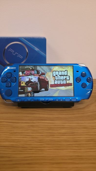 Sony PSP 3000, Modat, 550 jocuri, 9 în 1,  gata de joacă