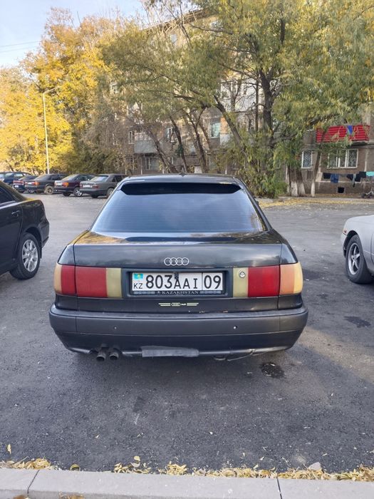 Ауди Б4 1995 год