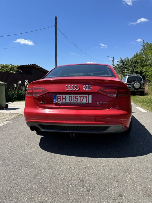 Dezmembrez Audi A4 B8 2.0 TDI CAGA