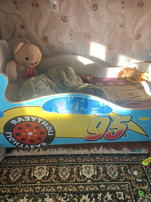 Продам кровать детскую для мальчика