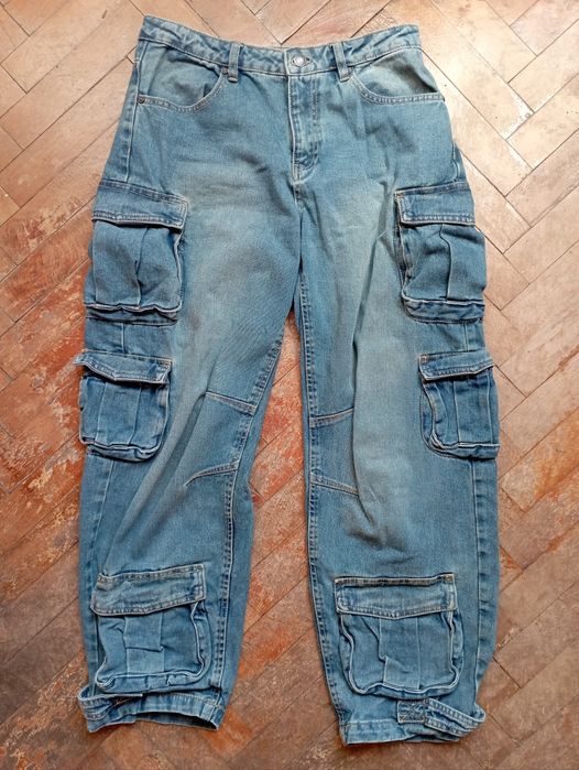 Дрешки,които просто си търсят нов притежател