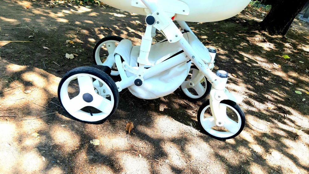 Бебешка количка Skay с два коша