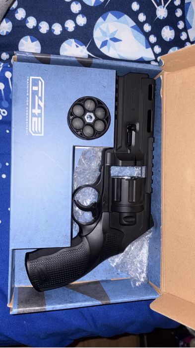 Pistol pe CO2 ruger ultra