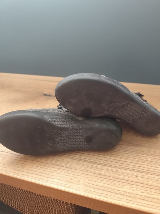 Vând espadrile catarare