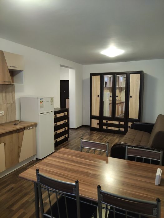 Apartament  de inchiriat