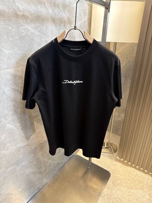 Tricou negru model nou
