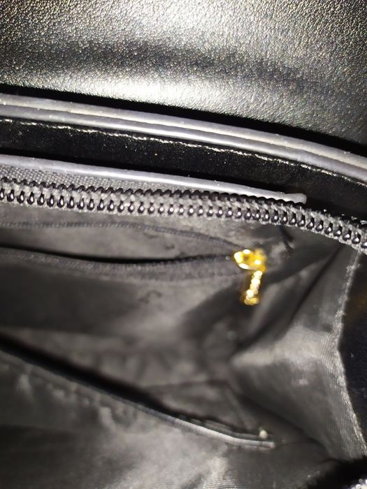 Продам женскую сумку.