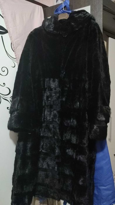 Продам норковую шубу