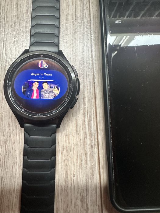 Продам самсунг gear 4 classic