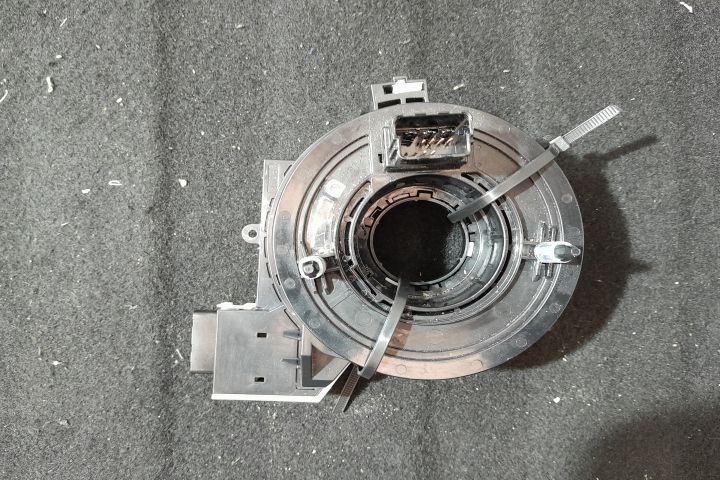 Spirala volan 1K0959653C 1K0959653C Volkswagen VW Tiguan 1 5N [2007 -