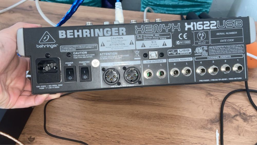 Продам пассивный микшерный пульт BEHRINGER xenyx1622usb
