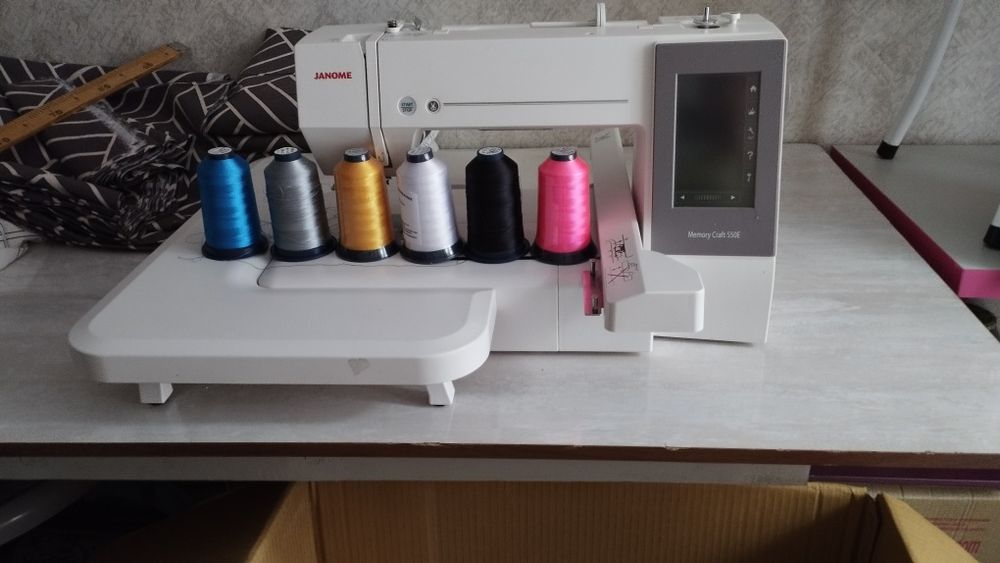 Машинка швейная Janome