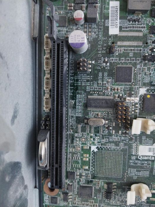 Сервер Quanta Computer Windmill — 4 × Intel Xeon E5, 2650 32 / 64