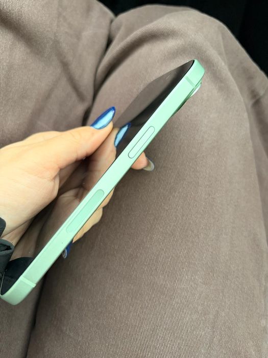 De vânzare iPhone 15