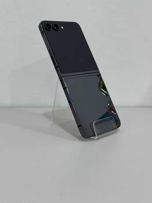 ZAP AMANET MARGEANULUI - Samsung Z Flip5 - 256GB - Black #4636