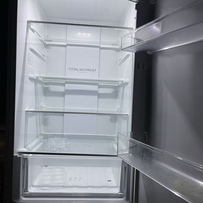 Продам холодильник морозильник