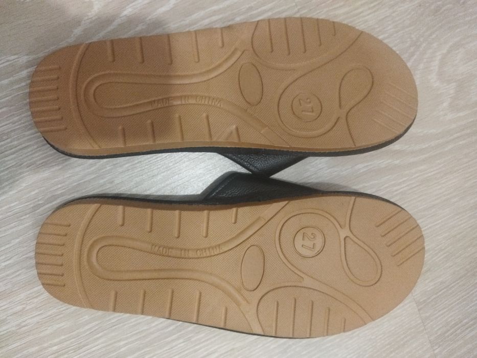 Продам тапочки новые