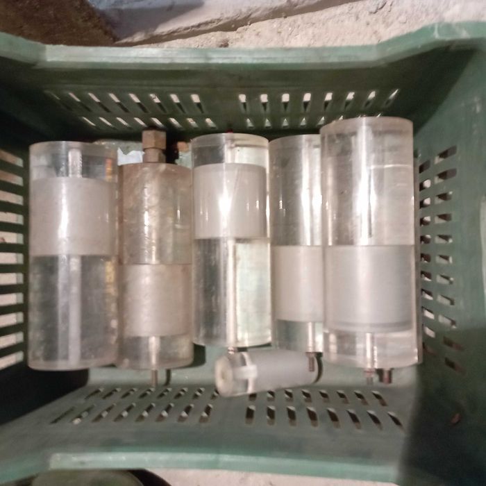 Високоволтови изолатори от органично стъкло