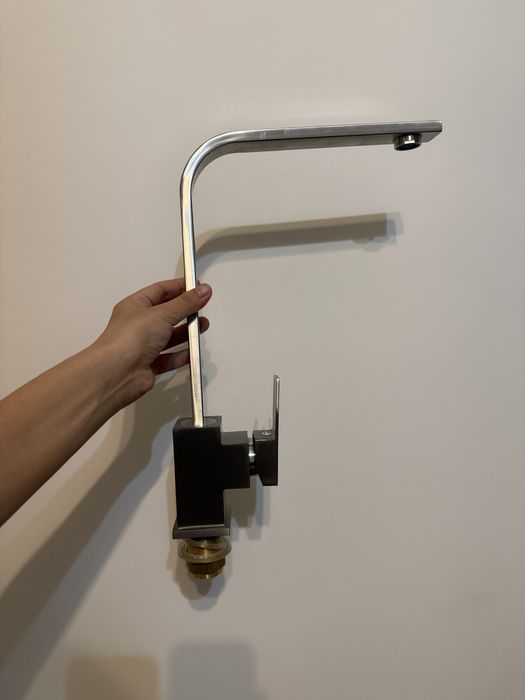 Смеситель для раковины