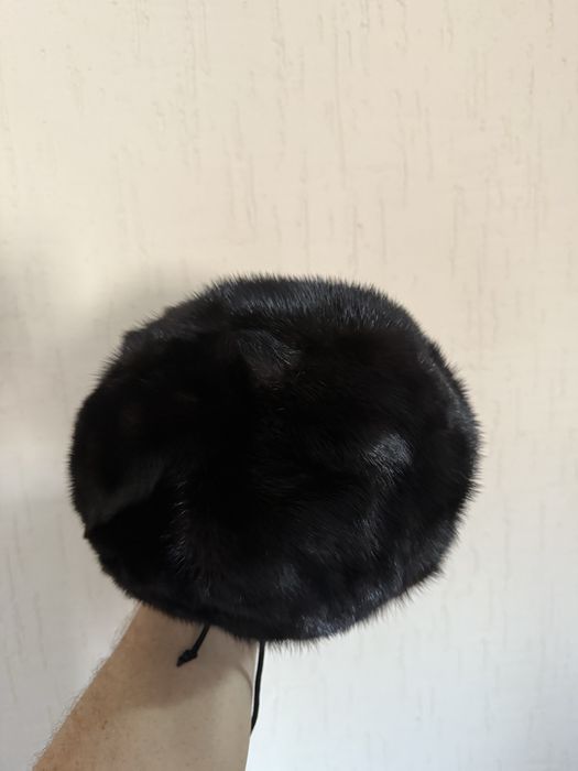 Продам шапку женскую