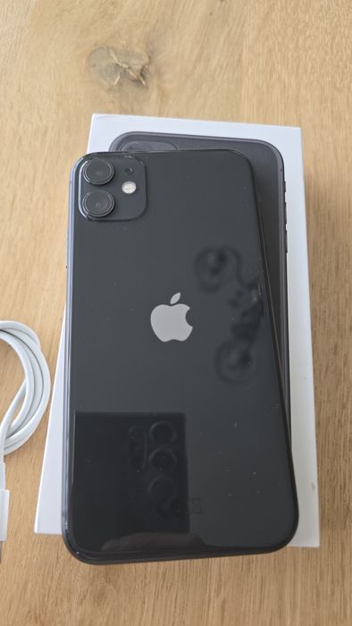 Vand iphone 11  impecabil