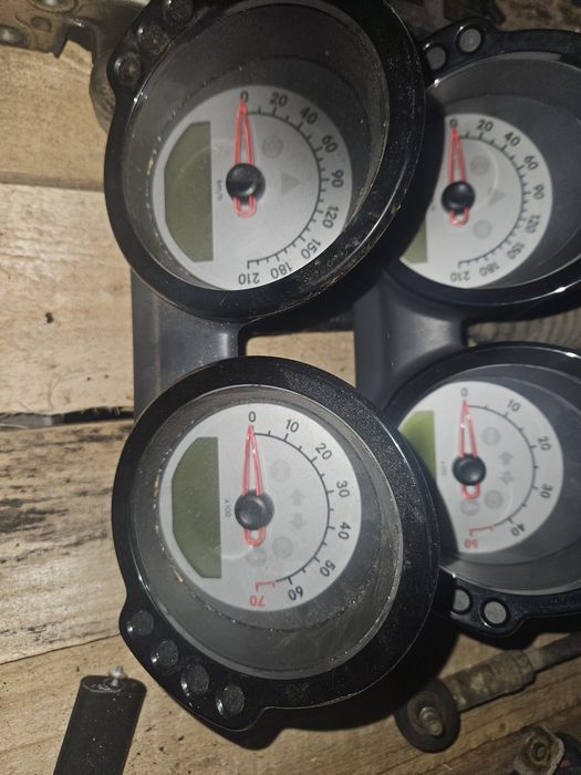 Ceasuri smart forfour