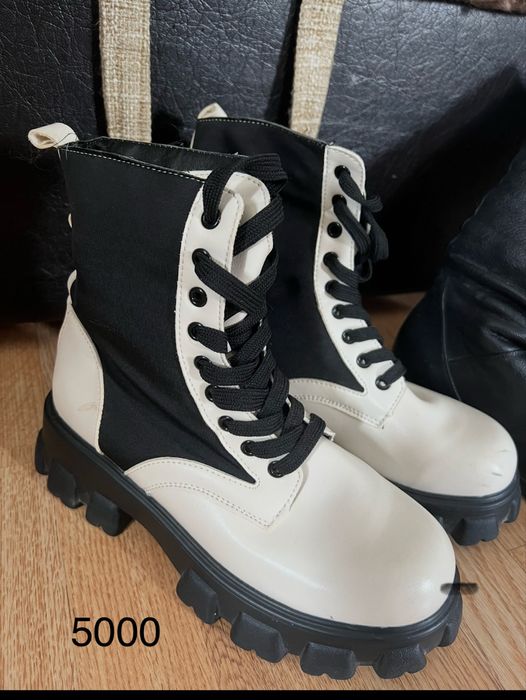 Продам платья 42-44 р.