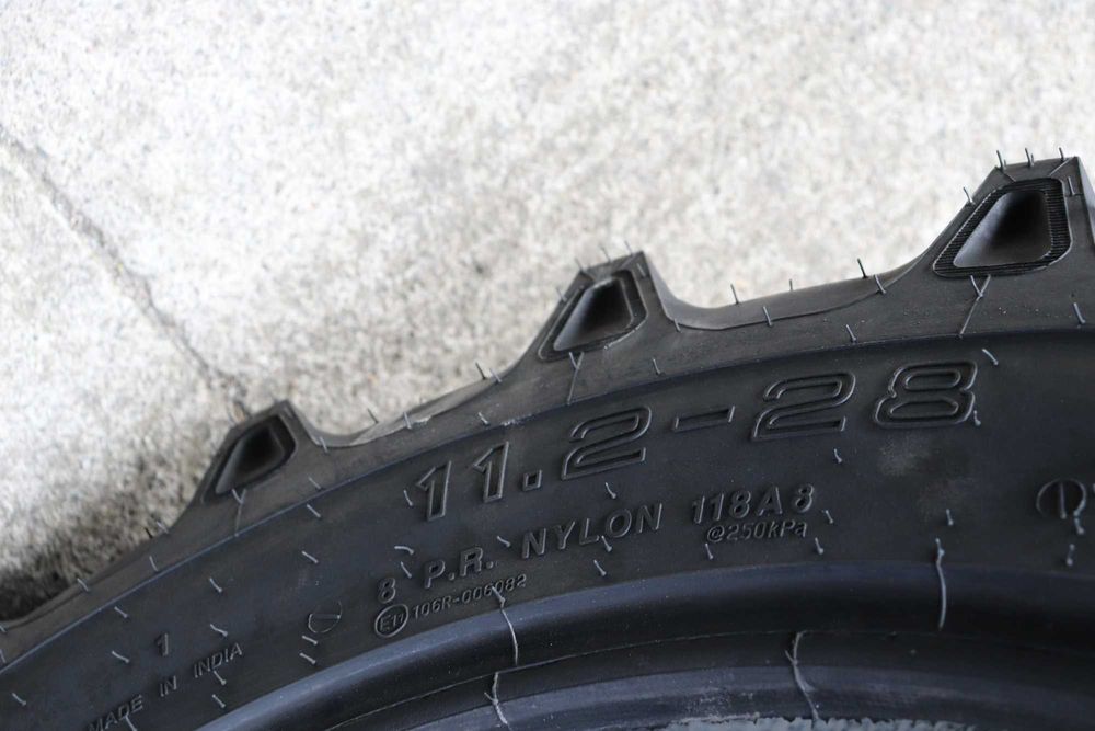 Cauciucuri 11.2-28 Ceat Farmax 8 ply noi pentru tractor