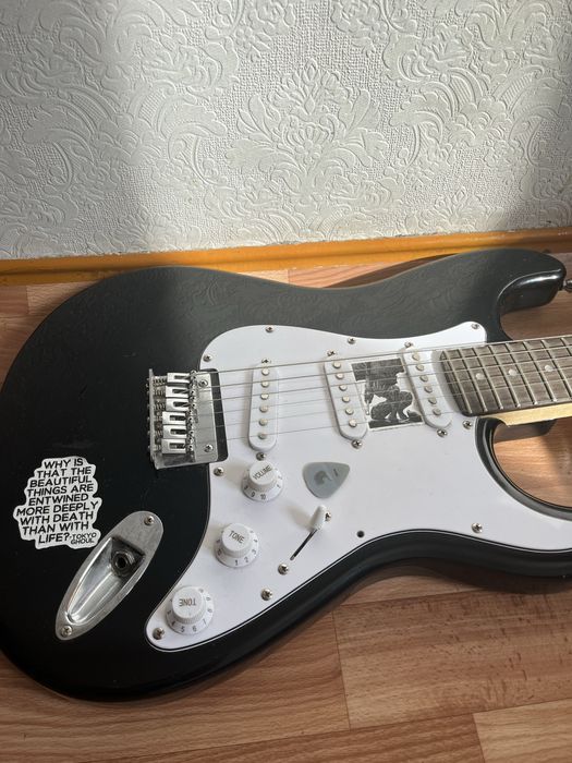 электрогитара stratocaster