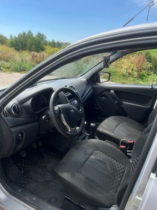 Продам автомобиль Lada Granta