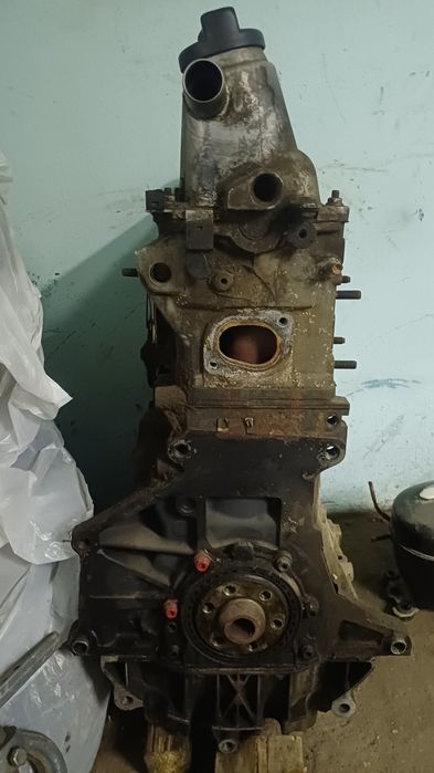 Продам б/у  МКПП на VW Т5