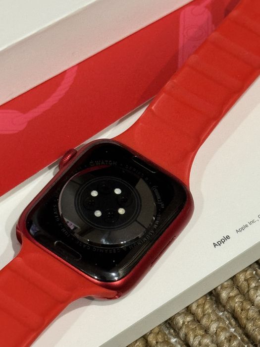 Apple watch 8 (45mm) Product Red, часы эпл вотч