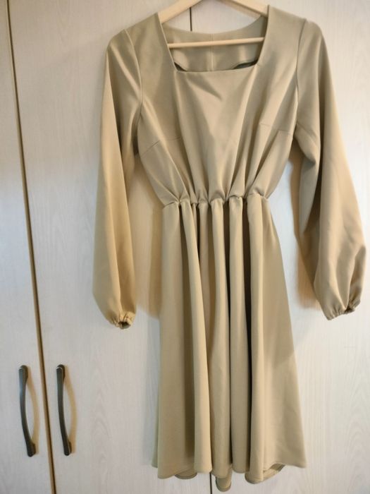 Продам женскую одежду