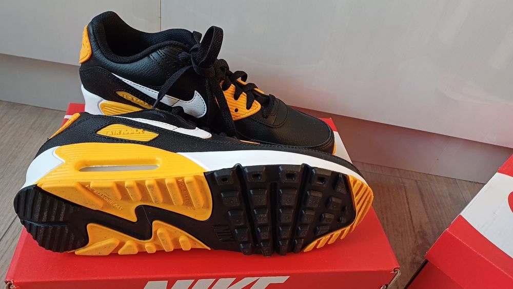 Оригинални маратонки Nike Air Max 90