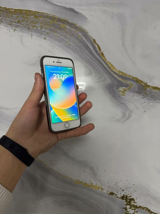 IPhone 8 Ideal Turue Tone bor