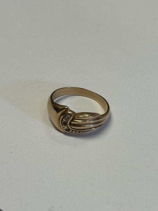 златен дамски пръстен 3.18гр 14к 585